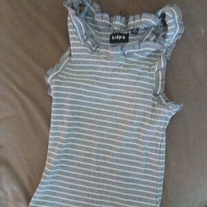 Adorable kidPick razor back